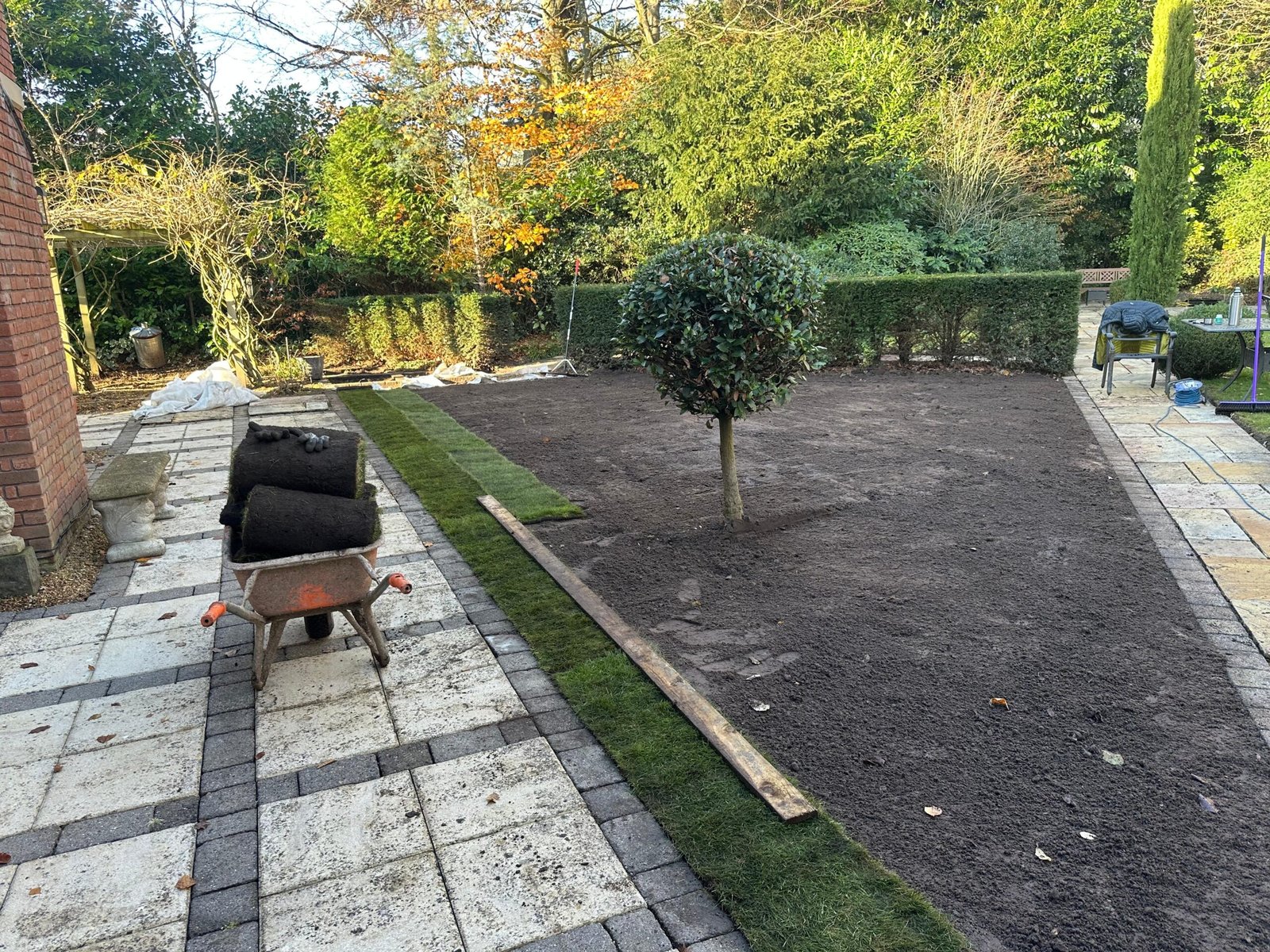 Landscaping project in Wilmslow — porcelain patio and contemporary garden design