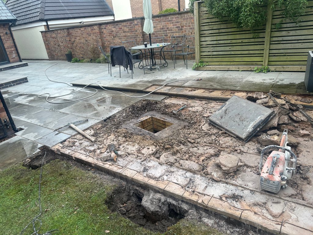 DePonti aluminium pergola installation by Cheshire Landscape Gardener